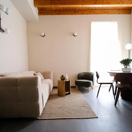The Tower Premium - Beams & Views - 3 Min Walk To Bernina Express & Station