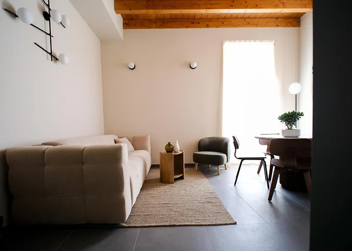 The Tower Premium - Beams & Views - 3 Min Walk To Bernina Express & Station